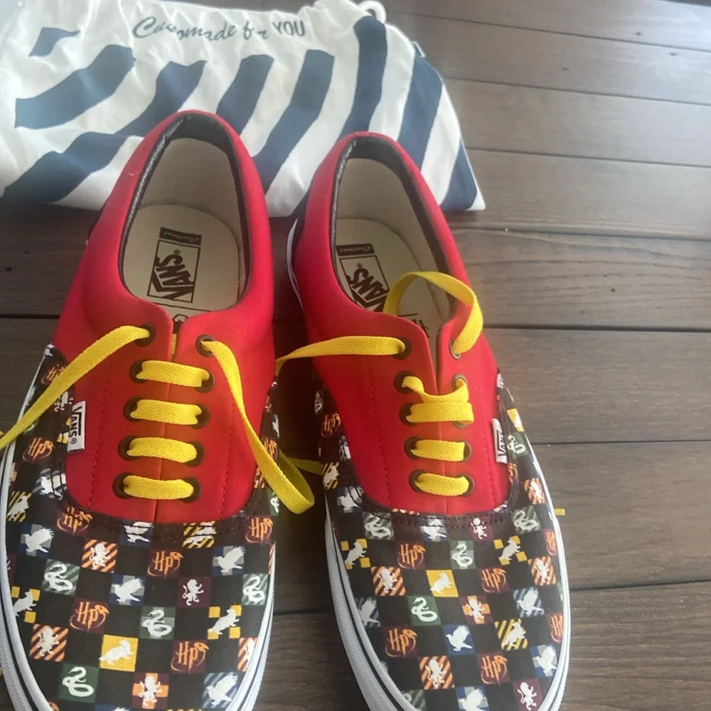 Rare custom Vans Harry Potter sneakers size-12 With bag